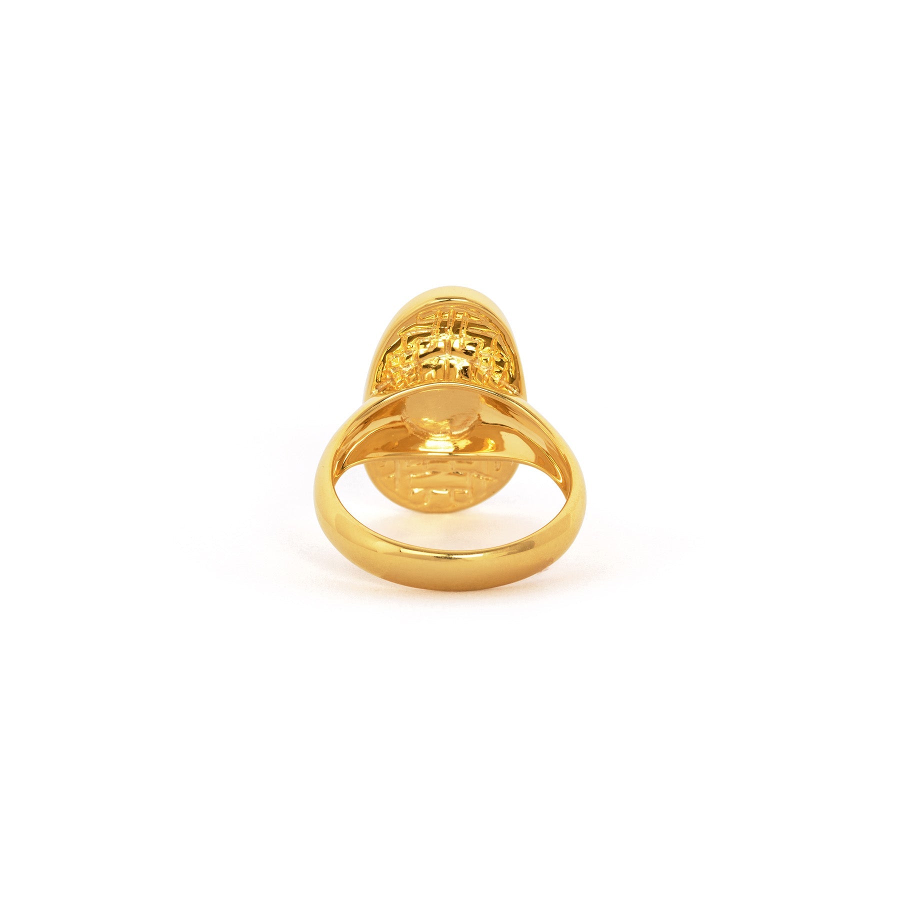 Plum Blossom Mosaic Mother of Pearl
Ring · Gold