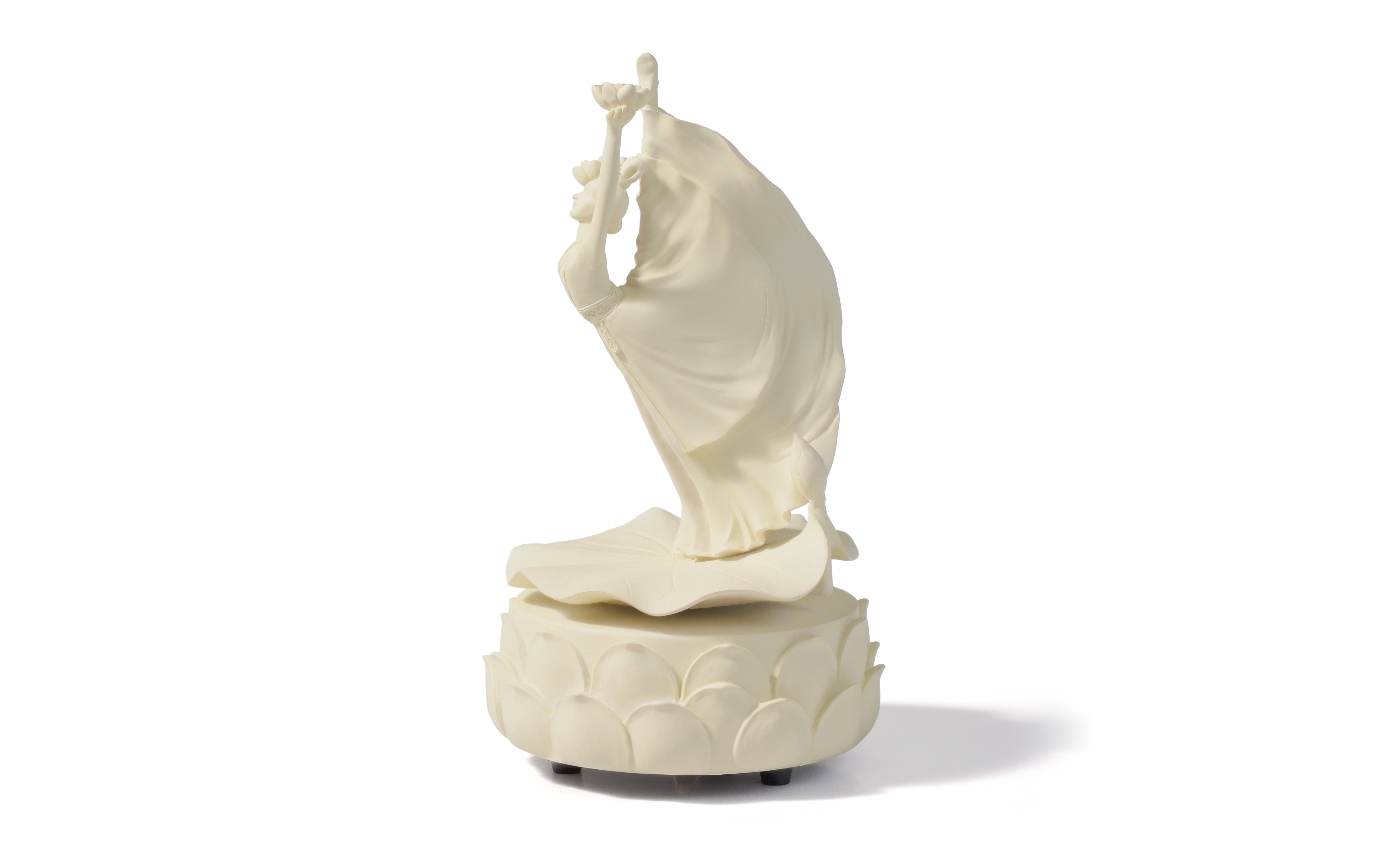 Shen Yun's 20th Anniversary Commemorative Music Box