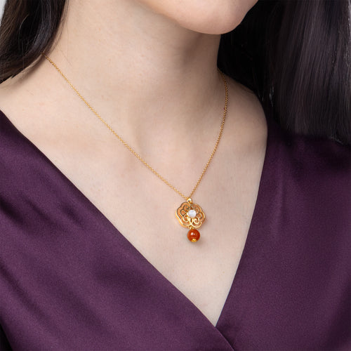 Blissful Ruyi
Halskette · Karneol