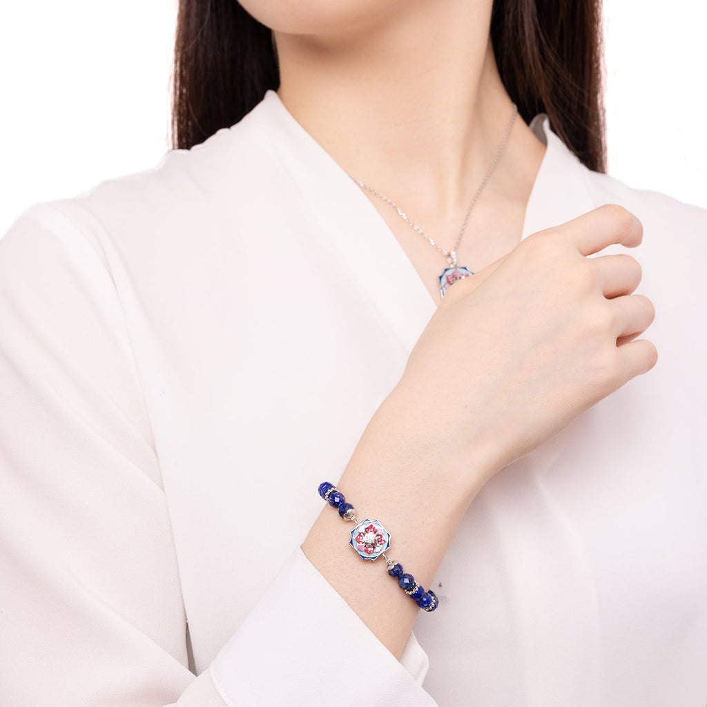 Floral Bliss
Armband · Lapislazuli