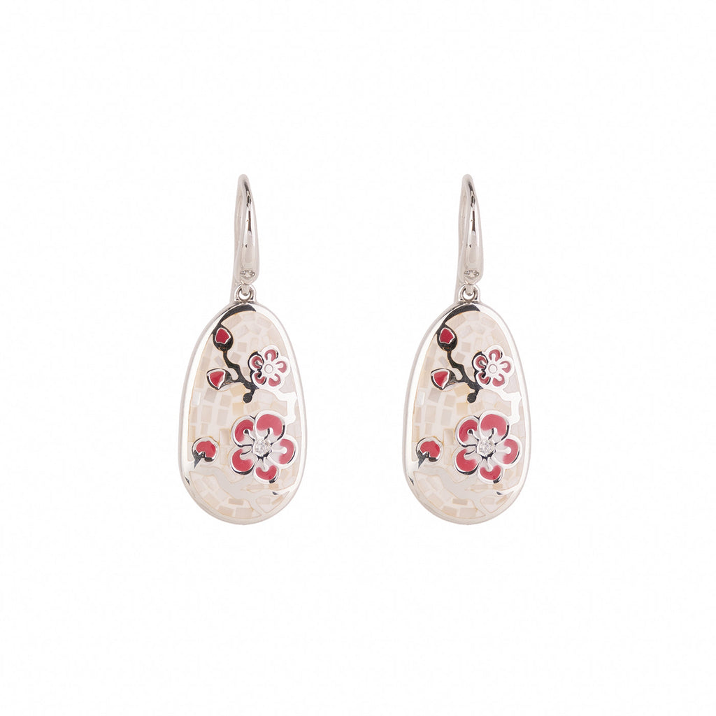 Plum Blossom Mosaic Mother of Pearl
Ohrringe · Silber