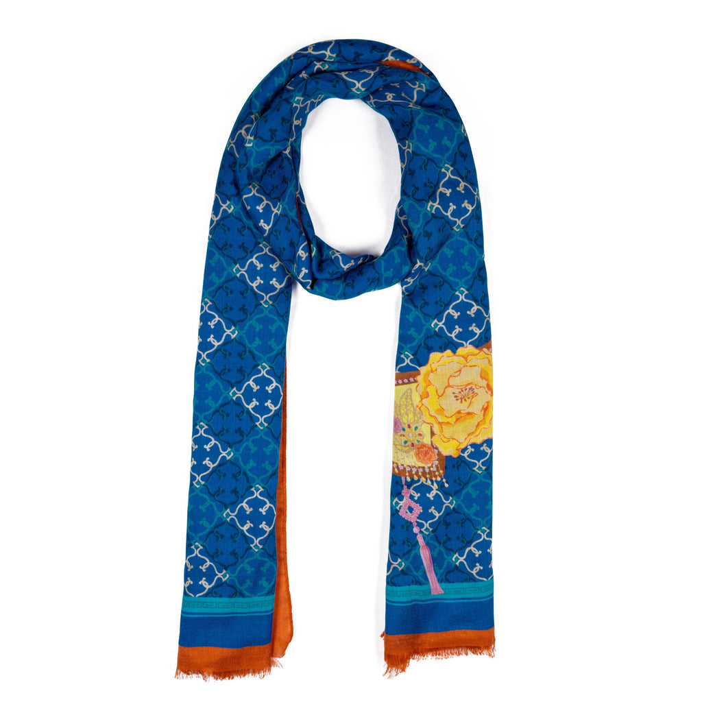 Manchurian Elegance
Langer Schal · Blau